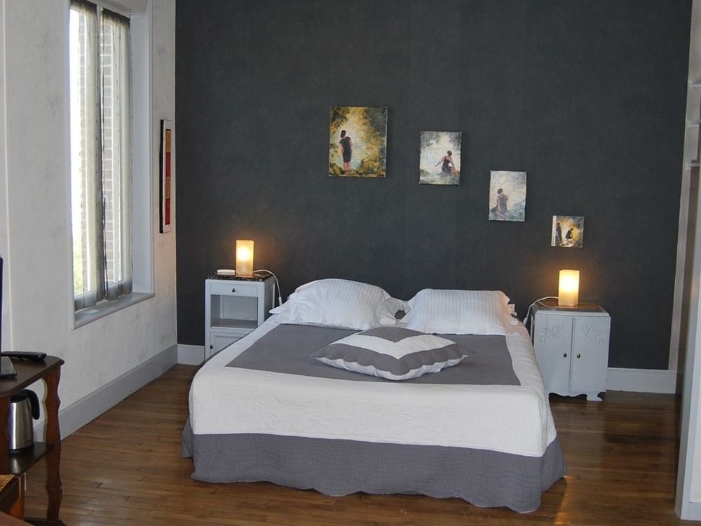 Chambre D'Hotes L'Ambroise Bed & Breakfast Troyes Exterior photo